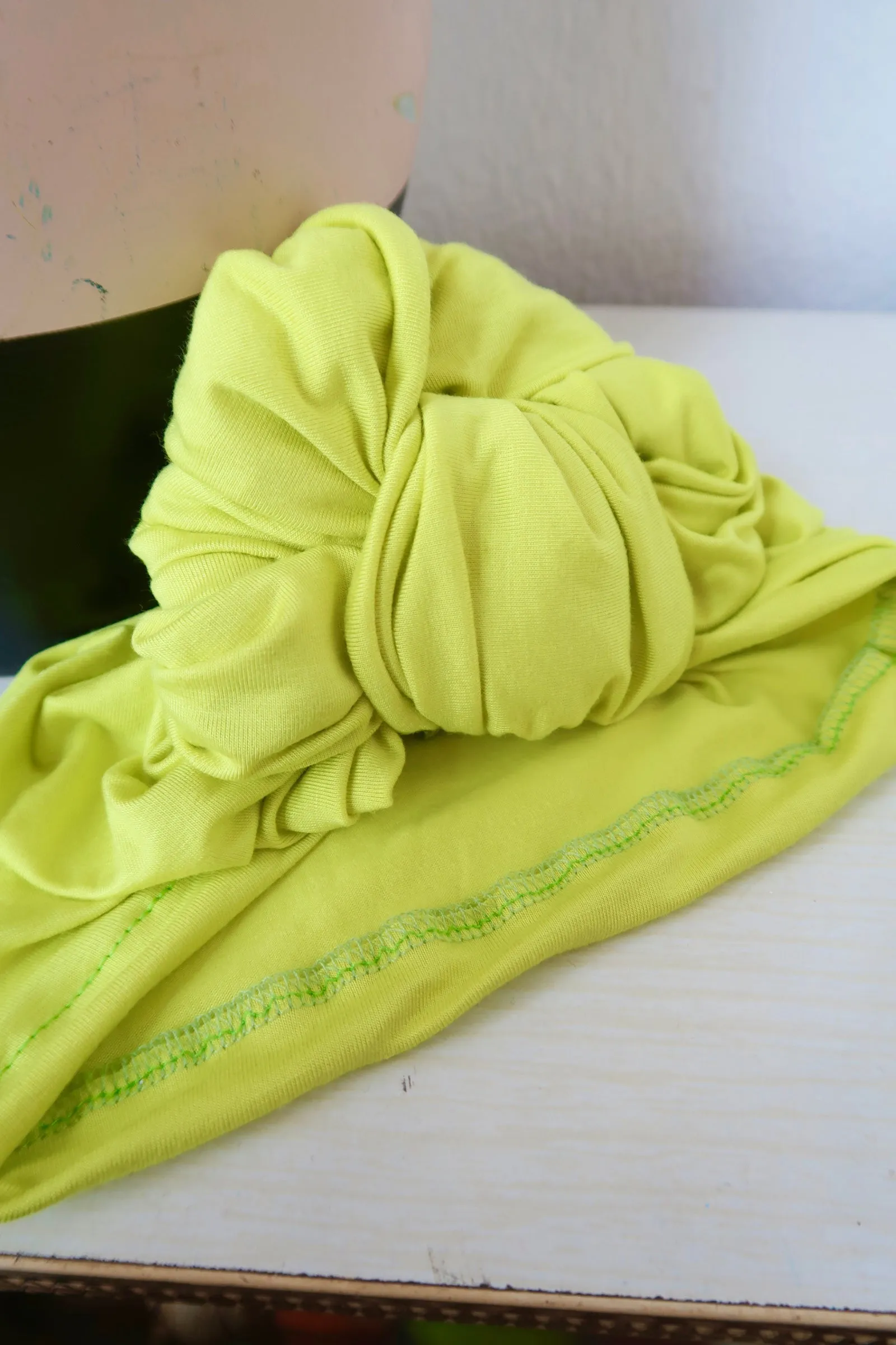 SLOUCHY KNOT Chartreuse (Full Coverage) 1940s Style Pre-tied Turban🎃